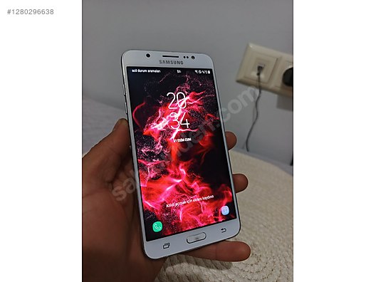 Used & Brand New Items / Cell Phones & Accessories / Cell Phones / Samsung / Galaxy J7 (2016)