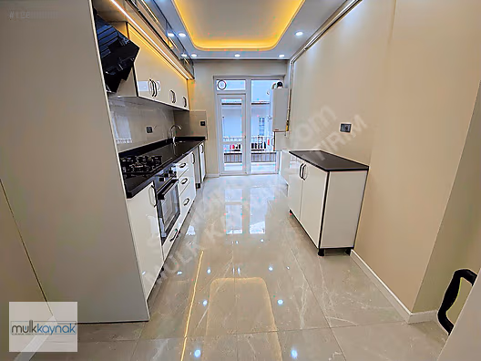 SİNAN CADDESİ YAKINI KATTA 3+1+2 BANYOLU LÜKS YAPILI DAİRE #1286296774