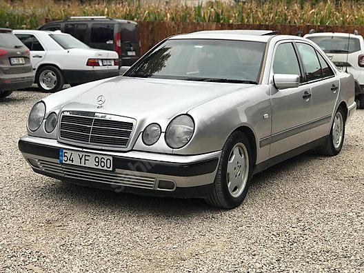 Mercedes Benz E Serisi E 230 Classic Sahibinden Temiz E 230 Otomatik Vites Sahibinden Comda 866297365