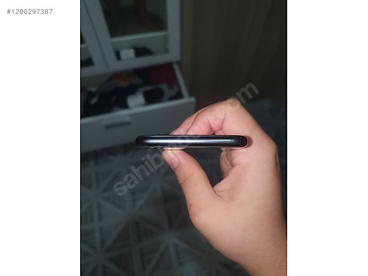 İkinci El 64 GB Apple iPhone SE (2. Nesil) iOS Cep Telefonu