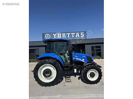 Machinery / Agricultural Machines / Tractors / New Holland / TR5.100