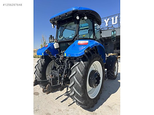 Machinery / Agricultural Machines / Tractors / New Holland / TR5.100