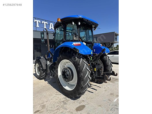 Machinery / Agricultural Machines / Tractors / New Holland / TR5.100