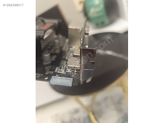 Used & Brand New Items / Computers / Desktops / Desktop Components / Graphics Cards