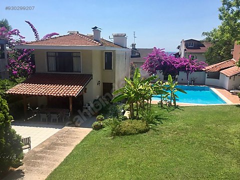 Büyükada Nizam�da Mükemmel Konumda, Havuzlu, Manzaralı Müstakil