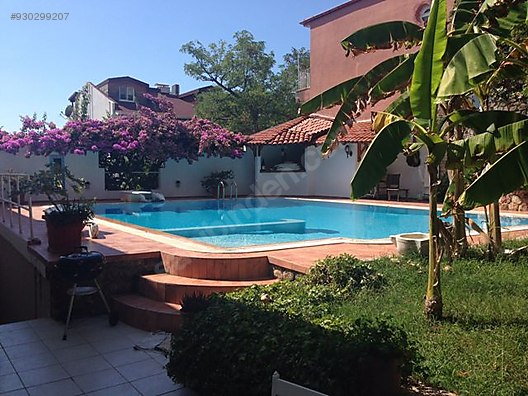 Büyükada Nizam�da Mükemmel Konumda, Havuzlu, Manzaralı Müstakil