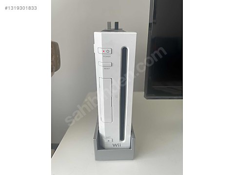 Nintendo Wii + 6 Oyun (Legend Of Zelda, Prince of Persia) on