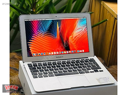 Apple Macbook / MacBook Air 'A1370' / Intel i5 / 4 Gb Ram / 128 Gb
