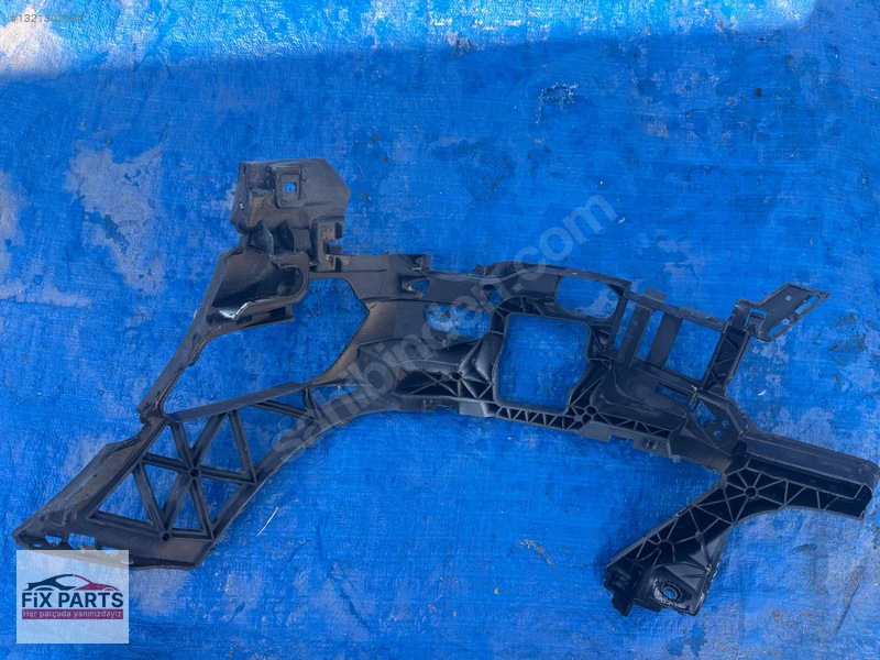 Mercedes C Tampon Braketi (Ön)
