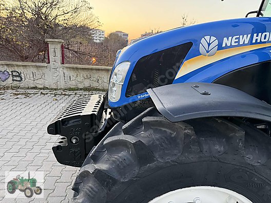 Machinery / Agricultural Machines / Tractors / New Holland / TD100D