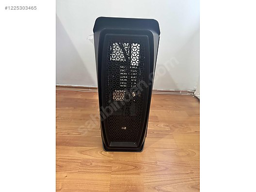 Used & Brand New Items / Computers / Desktops / Desktop Components / Cases