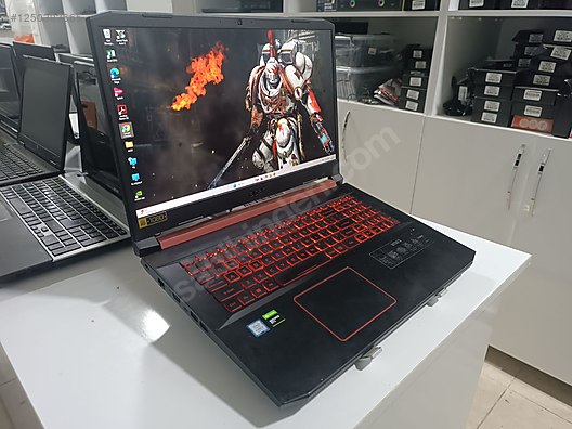 Intel Core i5 Acer Oyuncu Laptop