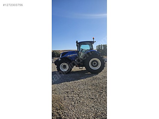 Machinery / Agricultural Machines / Tractors / New Holland / T7.165S