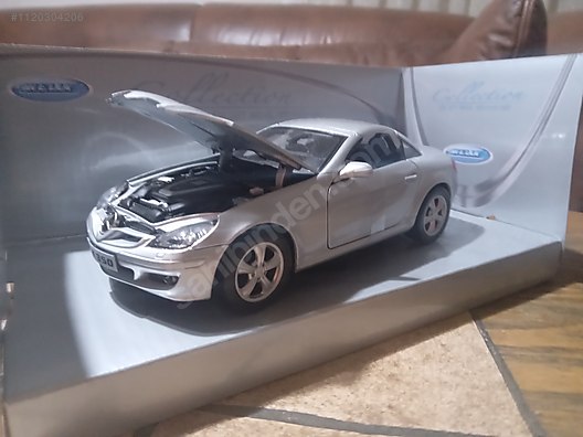 Welly Diecast Model 1:24 Mercedes Benz Araba - 1120304206