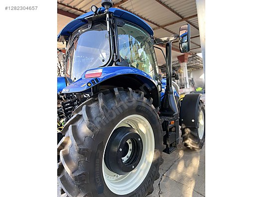 TR6.125S 2023 New Holland