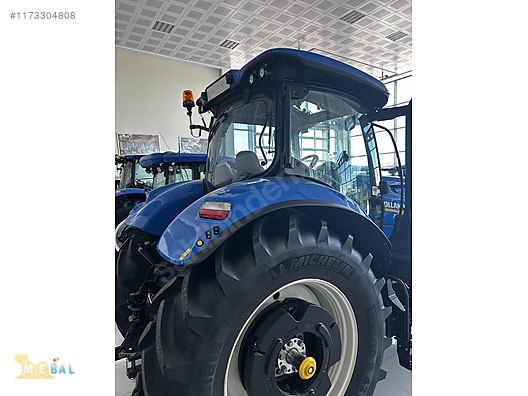 Machinery / Agricultural Machines / Tractors / New Holland / T7.270