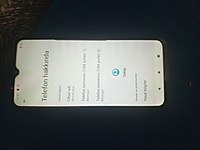 hiçbiri sorunu yoktur sadece ufak ekran çatlağı var satılık