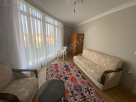 Çamlık Mahallesinde Ana Cadde Üzerinde Eşyalı 2+1