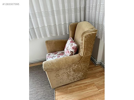 Used & Brand New Items / Home Decor / Furniture / Den & Living Room / Living Room Furniture