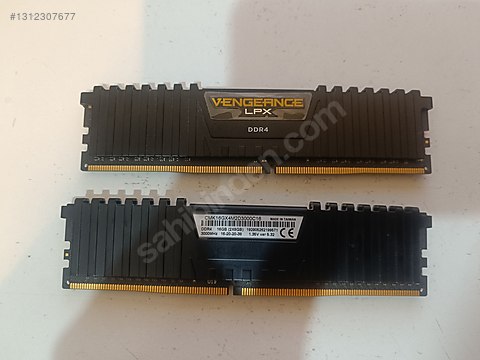 【中古】DDR4-3000 16GB(8GB×2枚) CORSAIR Corsair Vengeance LPX 16GB (2x8GB) DDR4 3000MHz CL16-Temiz