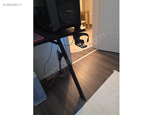 Used & Brand New Items / Gaming & Gamers Exclusive / Gaming Equipment / Gaming Desk