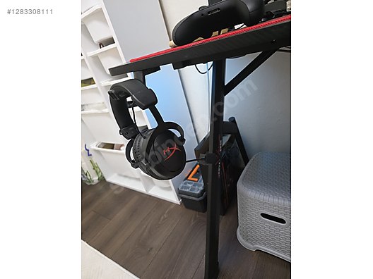 Used & Brand New Items / Gaming & Gamers Exclusive / Gaming Equipment / Gaming Desk