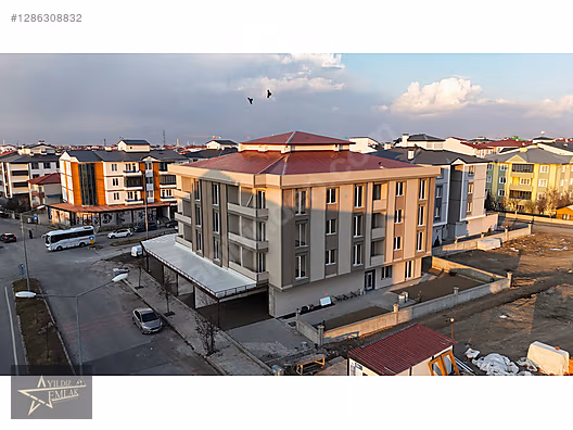 YILDIZ'DAN DADAŞKENTTE 7.CADDEDE EŞYALI SIFIR 1+1 DAİRE #1286308832