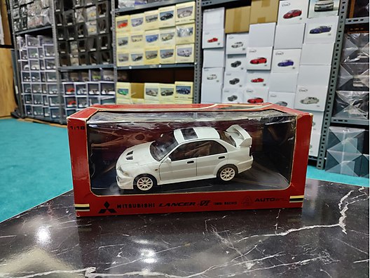 Autoart Diecast Model 1:18 Mitsubishi Araba - 1098309726