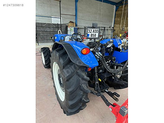 Machinery / Agricultural Machines / Tractors / New Holland / T3.60B