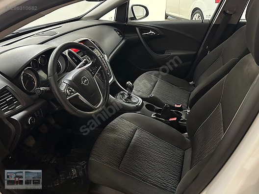 Vasıta / Otomobil / Opel / Astra / 1.6 / Edition Plus