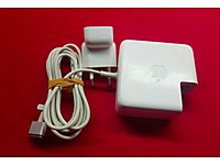 Apple 60W magsafe 2 A1502 macbook pro (AÇIKLAMAYI OKUYUN)