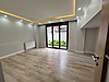 SÜREYYAPLAJI SAHİL TARAFI 110M2 3+1 ÇİFT BAHÇE TERASLI OTOPARKLI