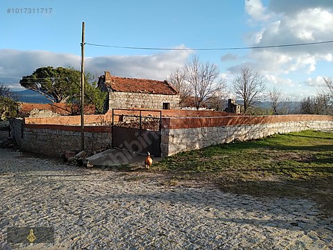 <em>SANCAK</em> EMLAKTAN! BERGAMA HACIHAMZALARDA SATILIK ESKİ TAŞ EV Satılık