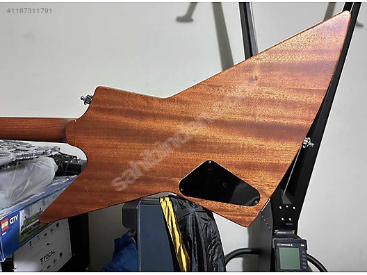 İkinci El ve Sıfır Alışveriş / Müzik / Müzik Aletleri / Telli Çalgılar / Gitar / Elektro