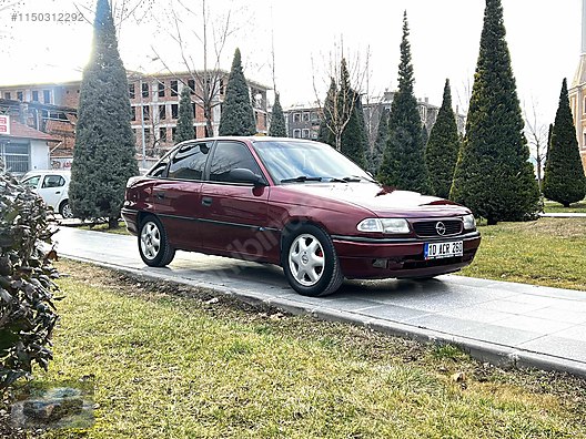 Opel Astra 1.6 GLS Fiyatları & Modelleri 'da