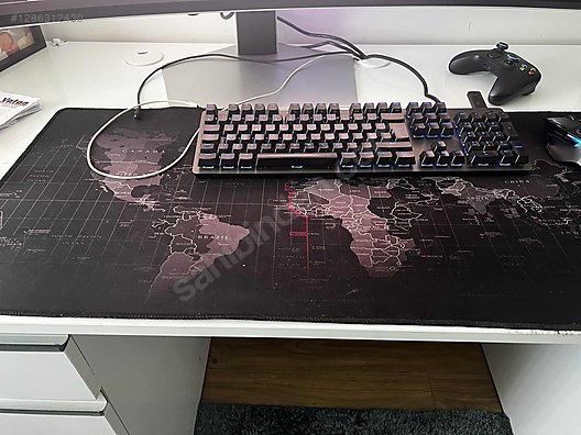 Used & Brand New Items / Gaming & Gamers Exclusive / Gaming Equipment / Gaming Desk