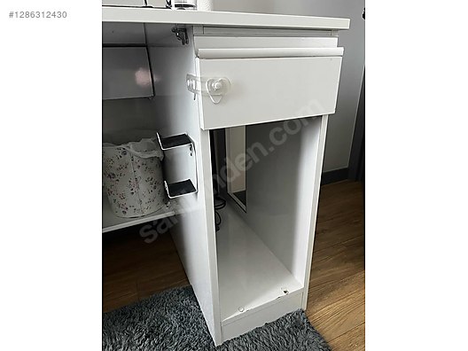 Used & Brand New Items / Gaming & Gamers Exclusive / Gaming Equipment / Gaming Desk