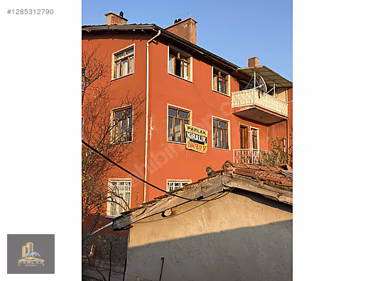 PARLAK GAYRİMENKUL'DAN LALEBAHÇE'DE 3+1 KİRALIK DAİRE #1285312790