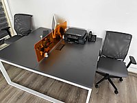 Sıfır gibi İki kişilik çalışma masası ve iki adet sandalye