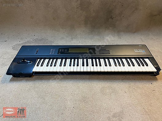 Korg 01/W FD Profesyonel Synth & Sequencer (Koleksiyonluk