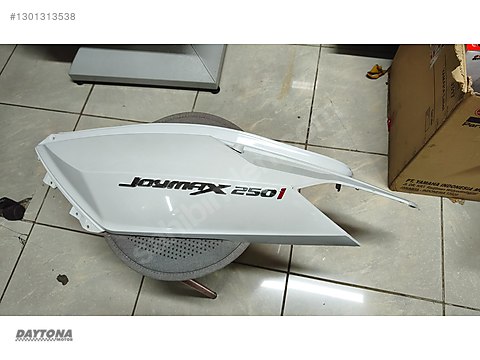 Grenaj / SYM JOYMAX 250 İ SOL KUYRUK KARENAJI BEYAZ 8360G-L2A-000