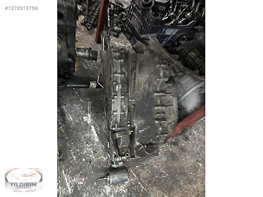 Otomobil & Arazi Aracı / Şanzıman & Vites / MERCEDES 722 801