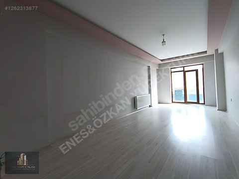VAN YAPI EMLAK'TAN KİRALIK 2+1 DAİRE AYRI MUTFAKLI...