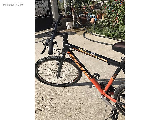 Mongoose exhibit mountain clearance bike