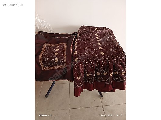 Used & Brand New Items / Home Decor / Home Textiles / Bedspread