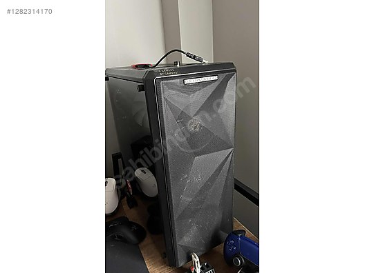 Used & Brand New Items / Computers / Desktops / Desktop Components / Cases