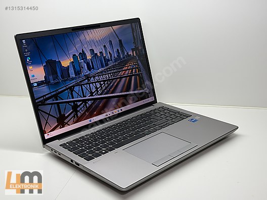 HP / HP ZBOOK FURY 16 G9 i7 12800HX 32GB RAM 512GB SSD RTX A2000