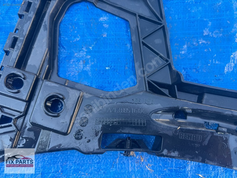 Mercedes E Tampon Braketi (Arka)