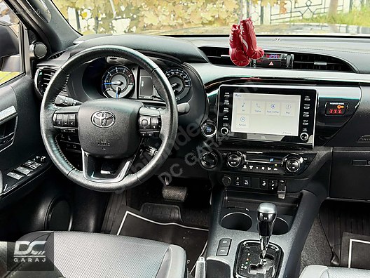 Vasıta / Arazi, SUV & Pickup / Toyota / Hilux / Invincible 2.4 4x4