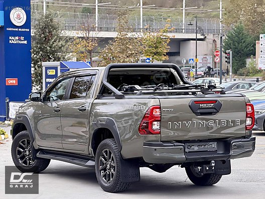 Vasıta / Arazi, SUV & Pickup / Toyota / Hilux / Invincible 2.4 4x4